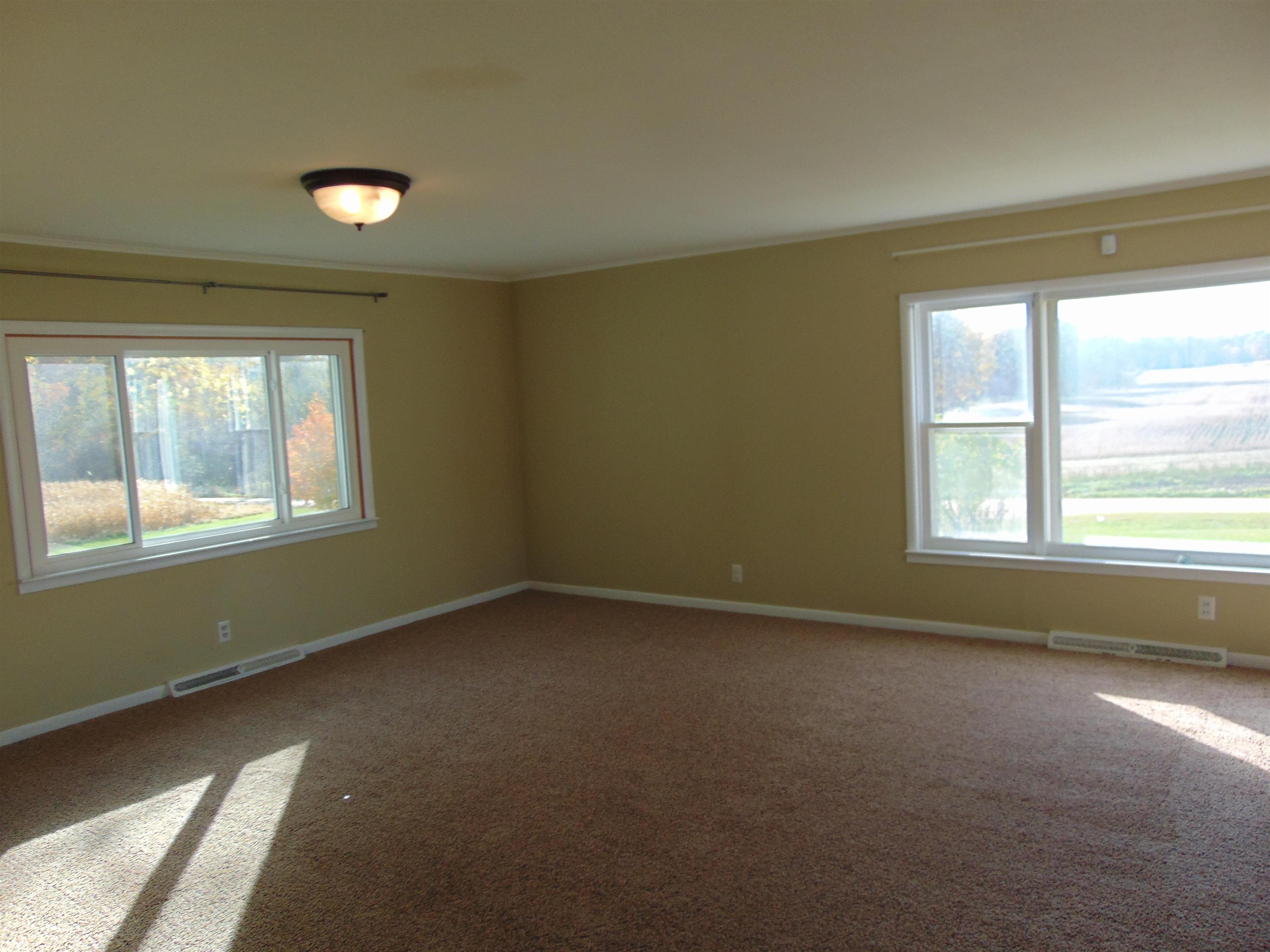 1475 South Osborn Road Sumner, MI 48889 - Photo 15 of 39