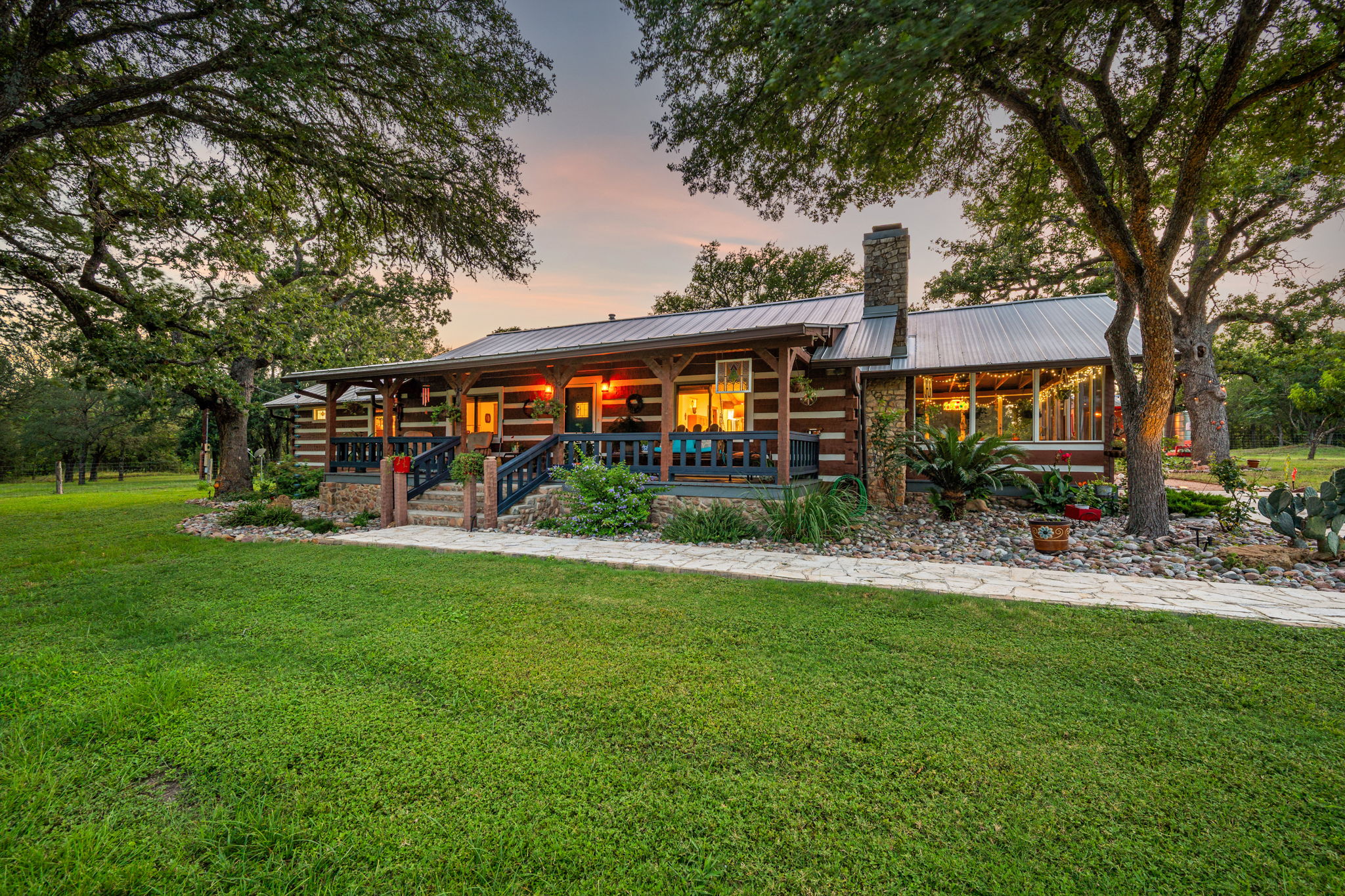 402 Smith Road Bastrop, TX 78602 - Photo 5 of 40