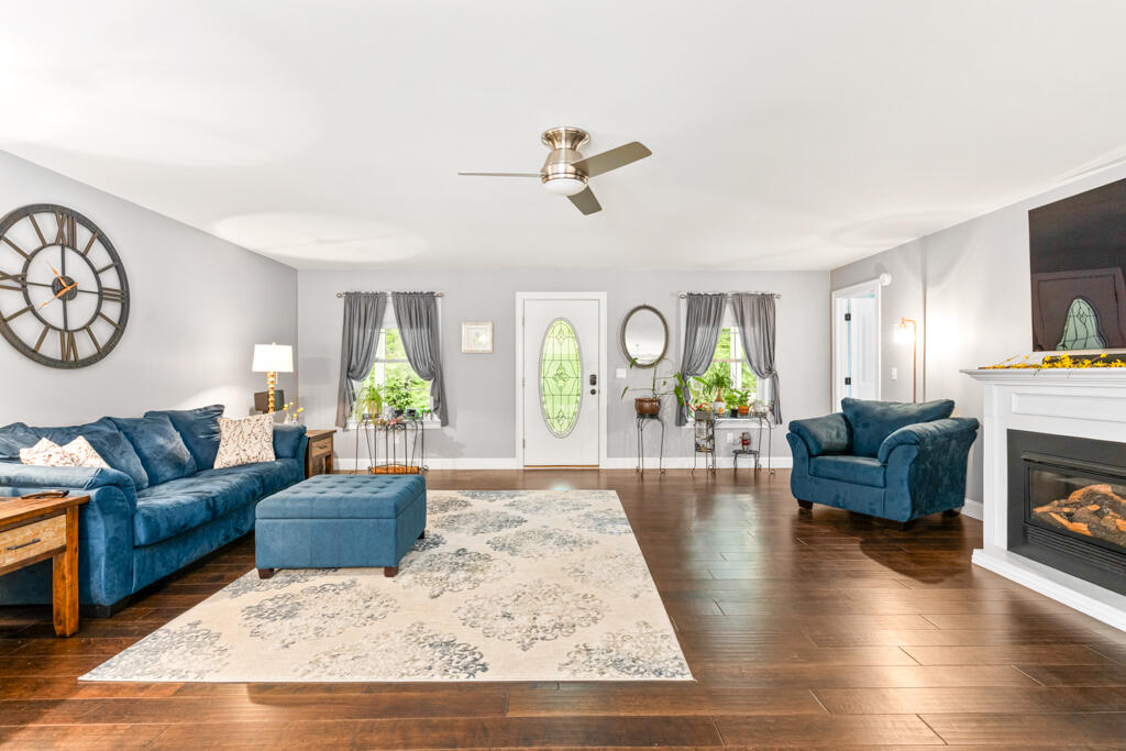 95 Tarbox Lane Buxton, ME 04093 - Photo 14 of 69 DSC07540