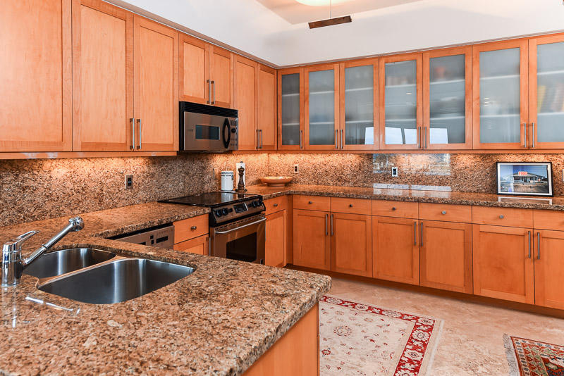 2155 Ibis Isle Road East, Unit TE Palm Beach, FL 33480 - Photo 18 of 39 Open Concept Kit.