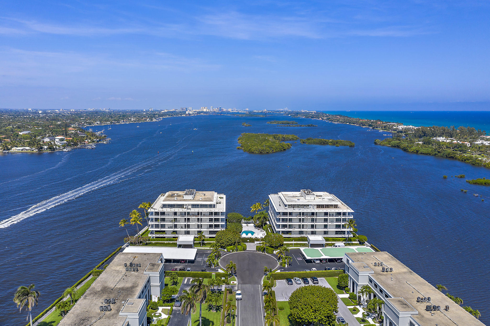 2155 Ibis Isle Road East, Unit TE Palm Beach, FL 33480 - Photo 2 of 39 Tower Suite