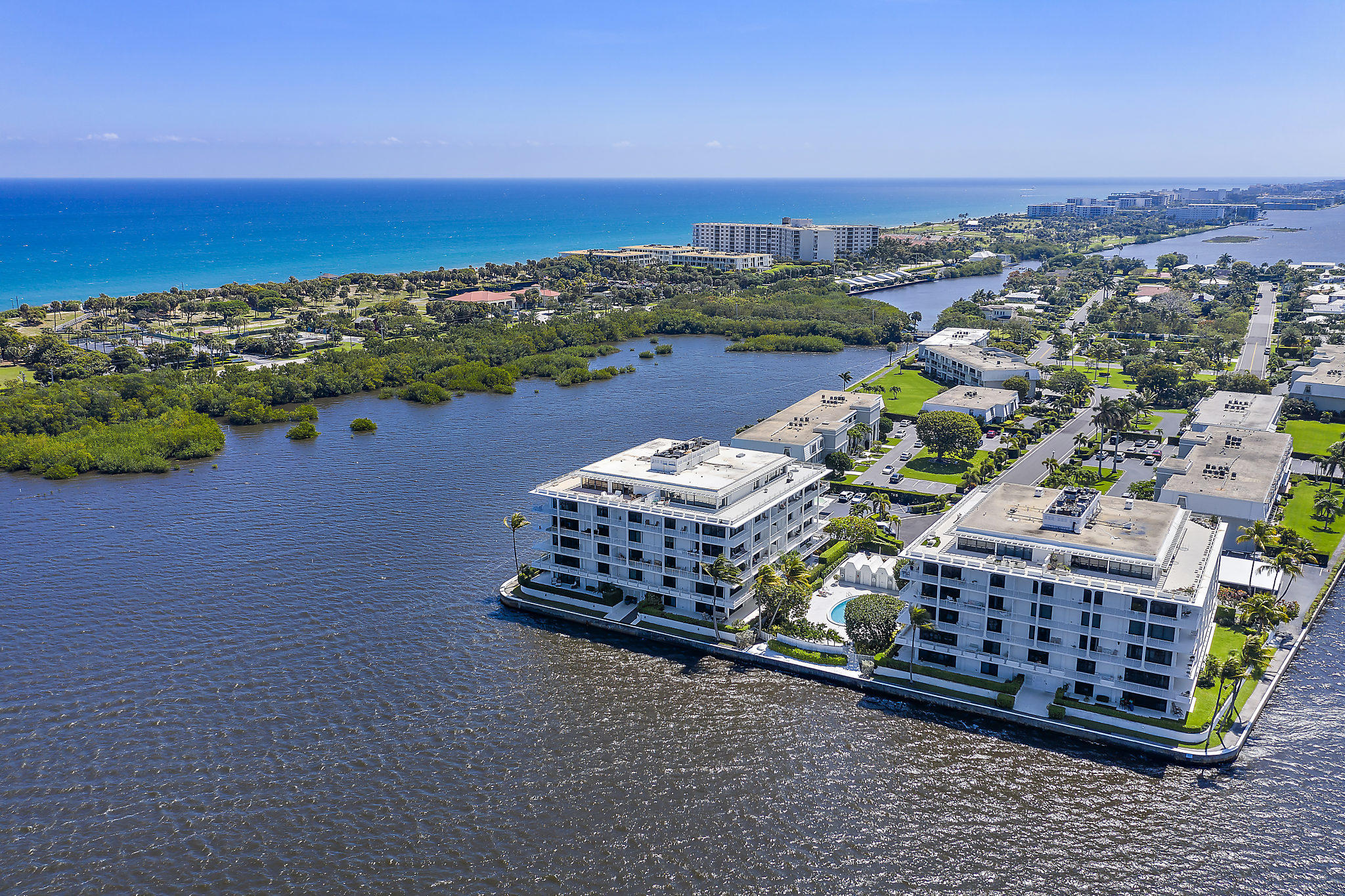 2155 Ibis Isle Road East, Unit TE Palm Beach, FL 33480 - Photo 28 of 39 Roof Top Tower East