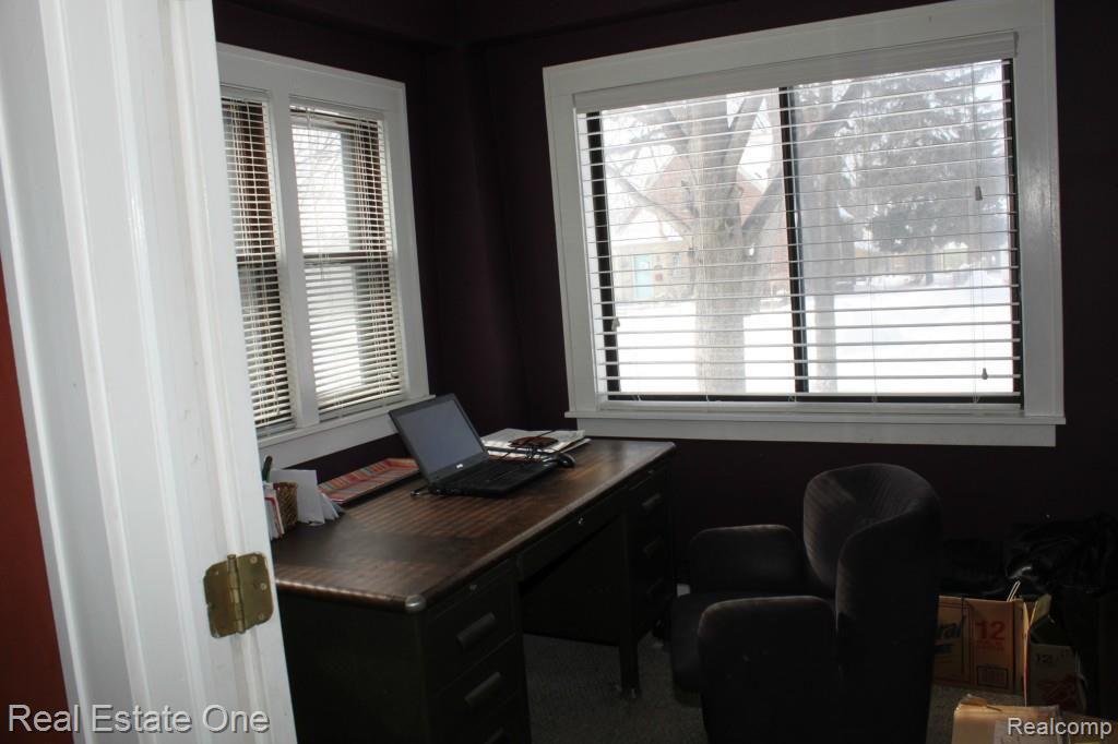 3016 Cumberland Road Berkley, MI 48072 - Photo 9 of 38 Gallery Image 9