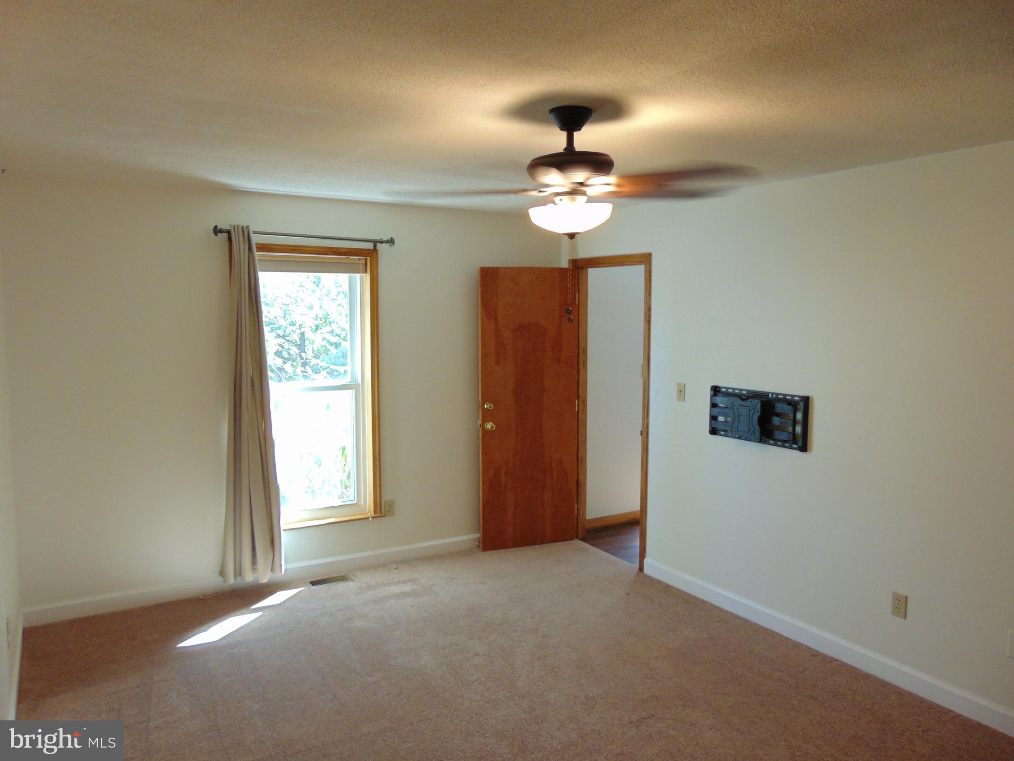 1710 Bayview Road Shady Side, MD 20764 - Photo 55 of 104 1st floor master bedroom.