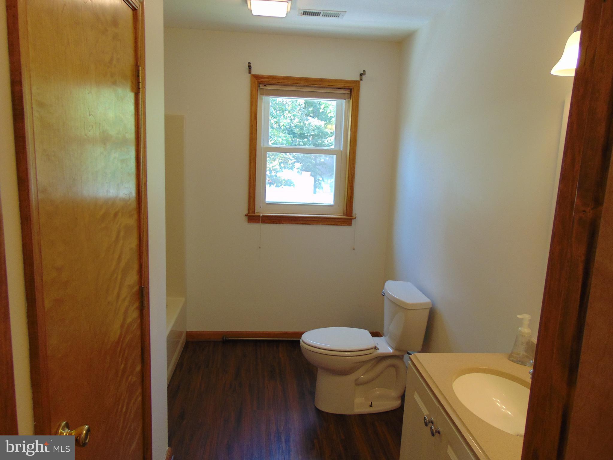 1710 Bayview Road Shady Side, MD 20764 - Photo 69 of 104 upstairs full bath with new flooring and sink.