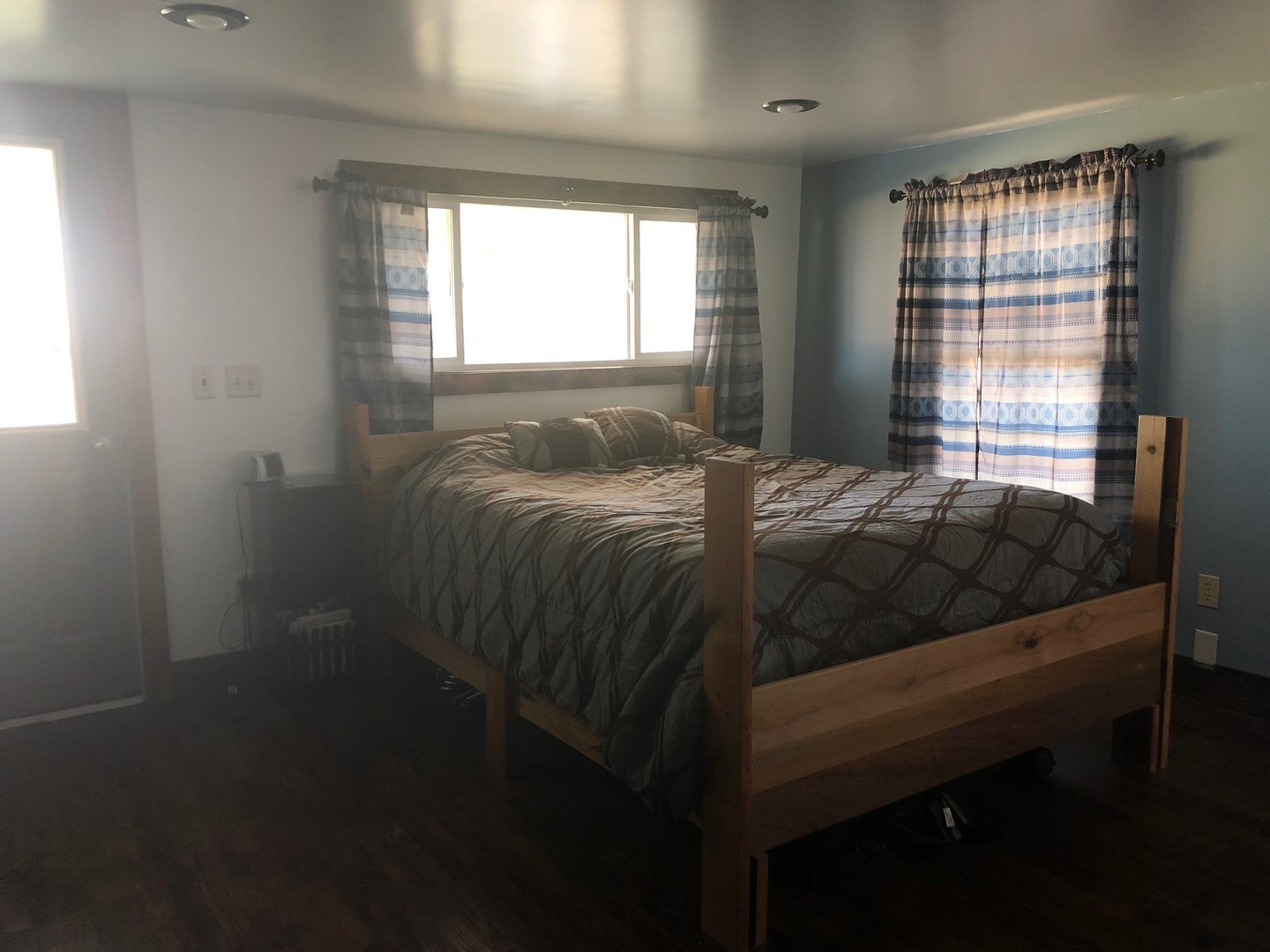 791 North 36th Road Utica, IL 61373 - Photo 16 of 24 a bedroom with a bed and a window