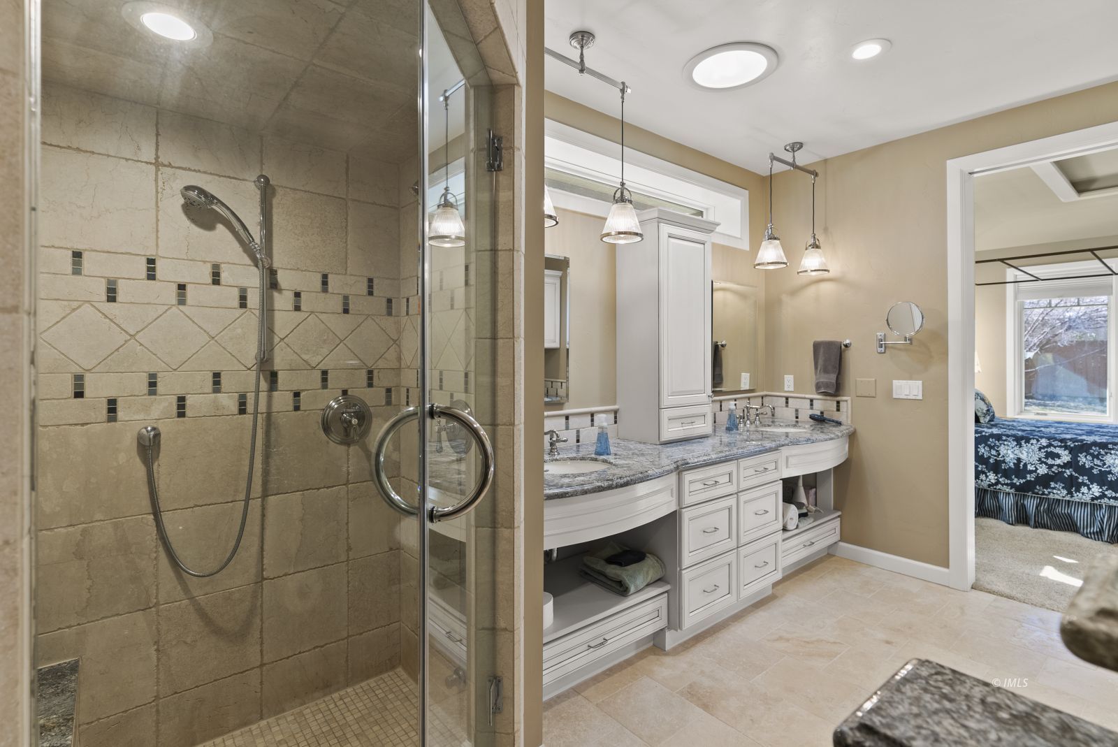 233 Mt Tom Road Bishop, CA 93514 - Photo 30 of 35 Bathroom