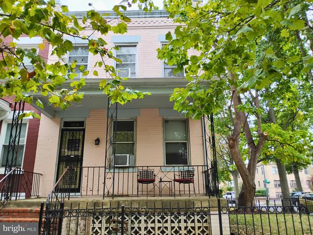 $500,000 | 158 W Street Northwest, Washington, DC 20001