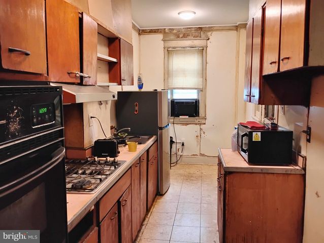 $500,000 | 158 W Street Northwest, Washington, DC 20001
