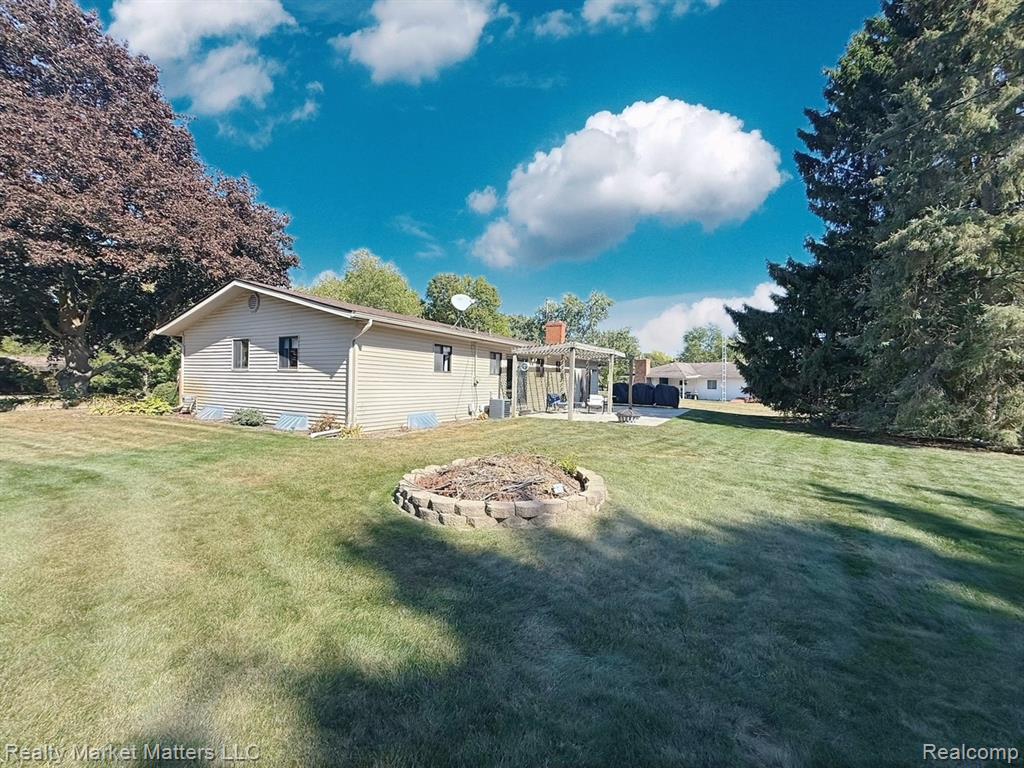 1215 Turrill Road Lapeer, MI 48446 - Photo 17 of 21