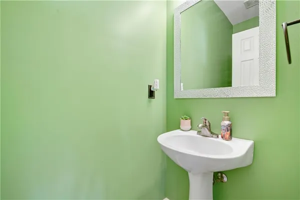 $444,900 | 19480 West 207th Terrace, Spring Hill, KS 66083
