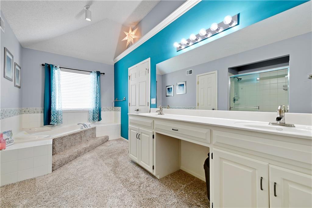 19480 West 207th Terrace Spring Hill, KS 66083 - Photo 28 of 42