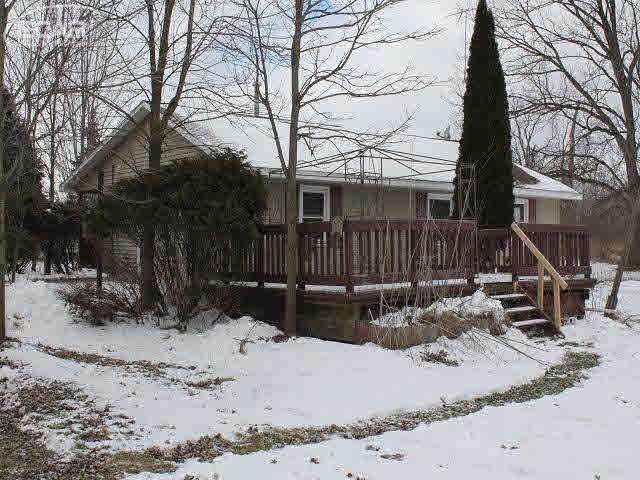11615 Vernon Road Bancroft, MI 48414 - Photo 16 of 18 20458447-16.JPG