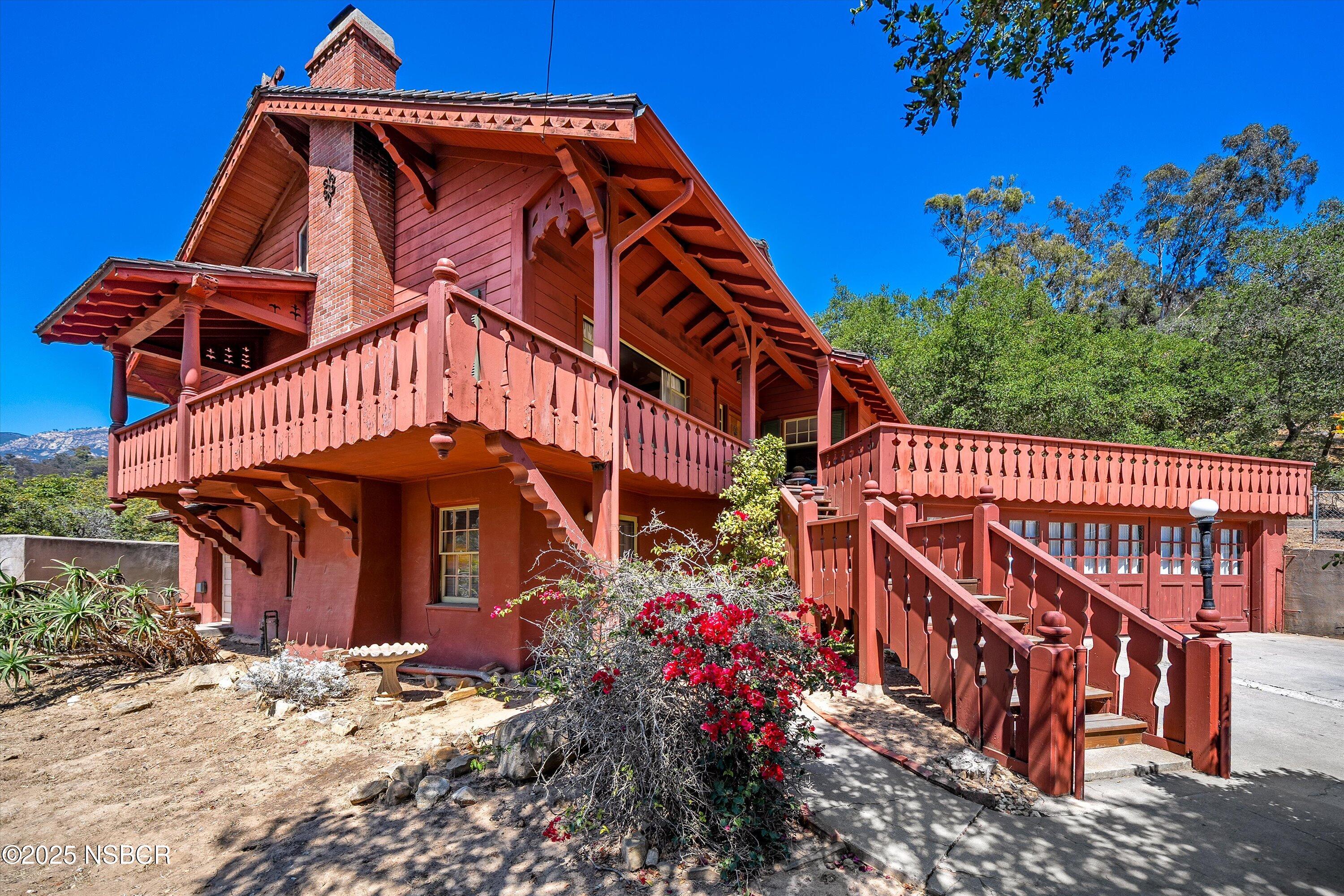 1060 Tremonto Road Santa Barbara, CA 93103 - Photo 37 of 58 Front Exterior/Driveway