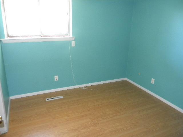 2646 Hubbell Road Columbus, OH 43232 - Photo 6 of 10 Gallery Image 6