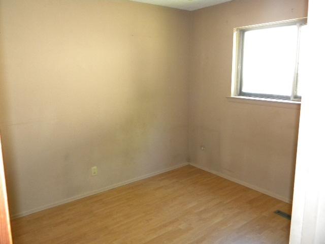 2646 Hubbell Road Columbus, OH 43232 - Photo 8 of 10 Gallery Image 8