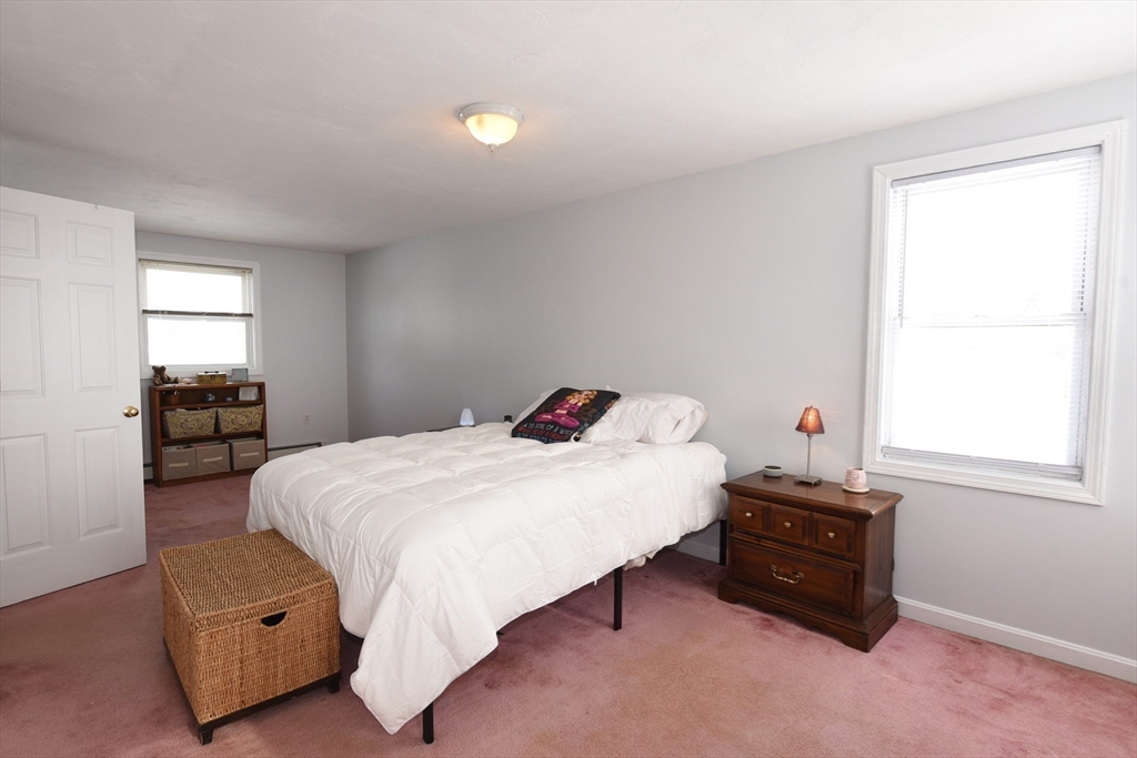 8 Harborview Road Hull, MA 02045 - Photo 24 of 35 Gallery Image 24