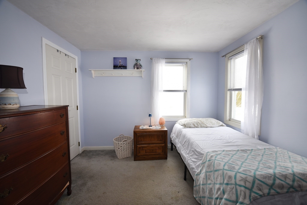 8 Harborview Road Hull, MA 02045 - Photo 26 of 35 Gallery Image 26
