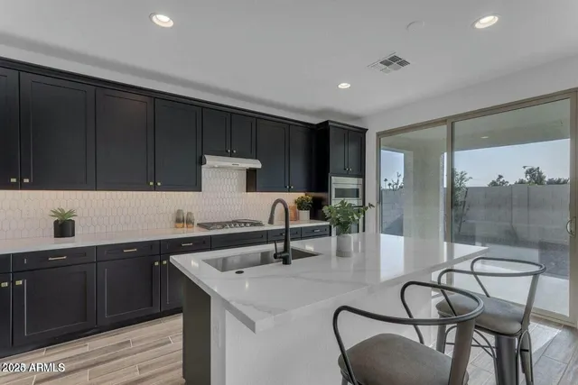 $874,000 | 6434 North 17th Street, Phoenix, AZ 85016