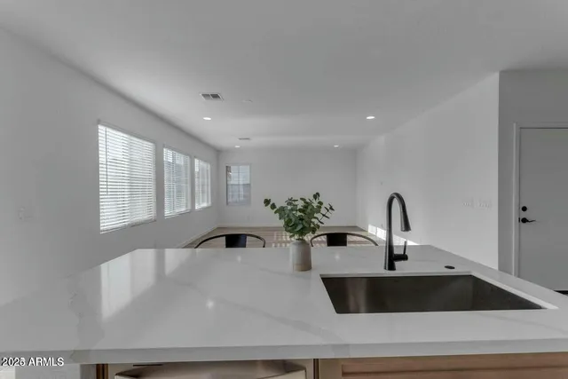 $874,000 | 6434 North 17th Street, Phoenix, AZ 85016