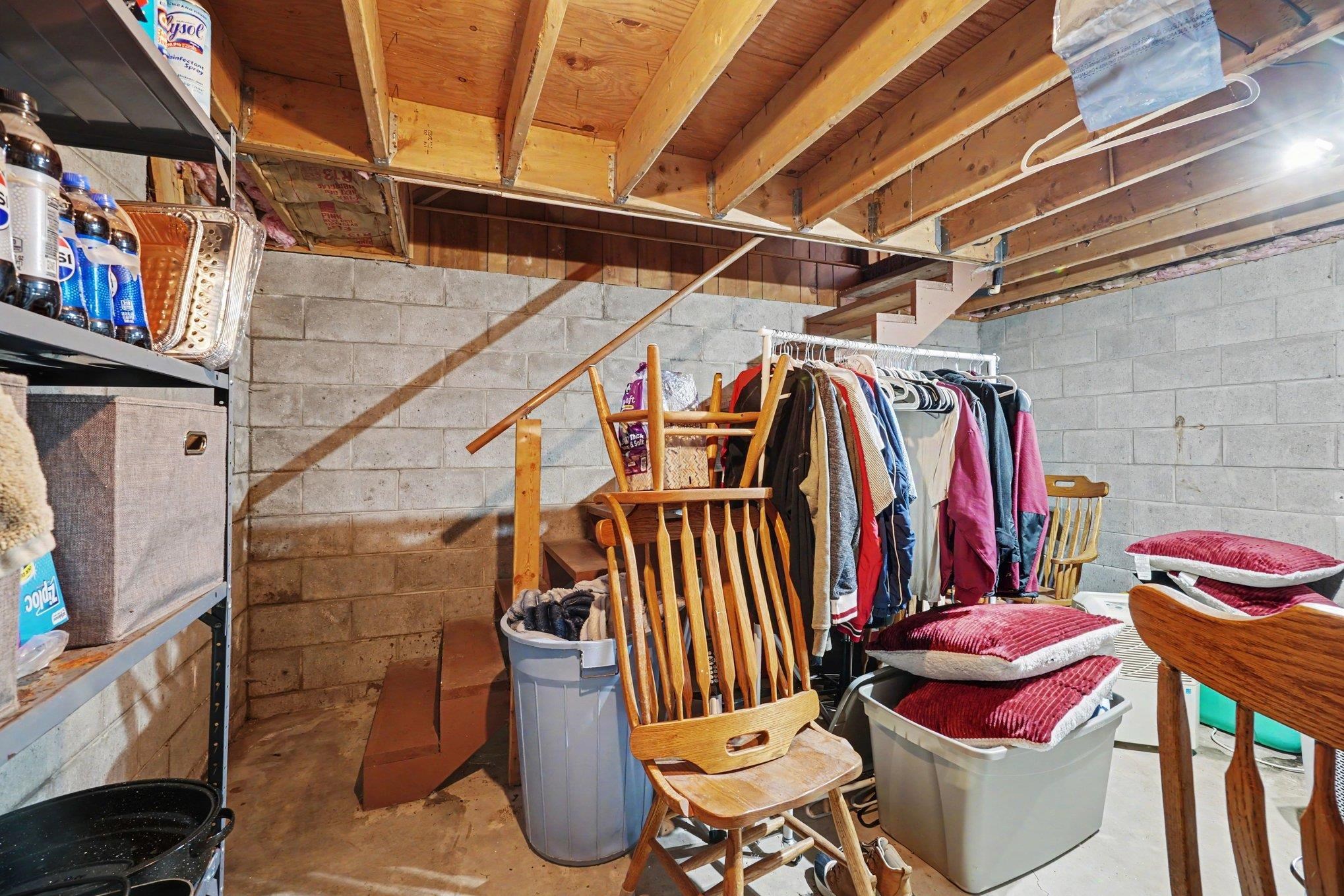 6736 Ridge Road Harrison, MI 48625 - Photo 21 of 24 1947330-5fc0c26b-97d4-4862-b12e-a13c474d1f11.JPG