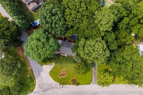 $389,900 | 1802 La Dawn Lane Northwest, Atlanta, GA 30318