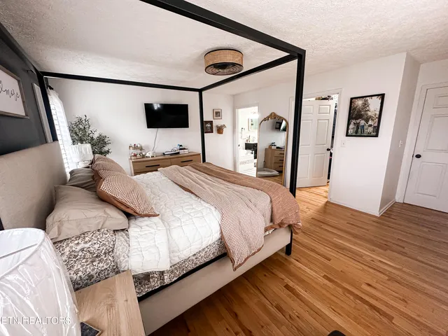 $549,000 | 18459 John Ashley Drive, Abingdon, VA 24211