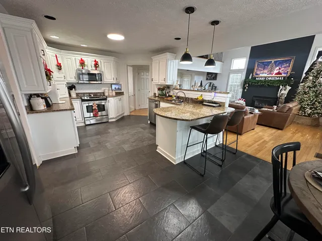 $549,000 | 18459 John Ashley Drive, Abingdon, VA 24211