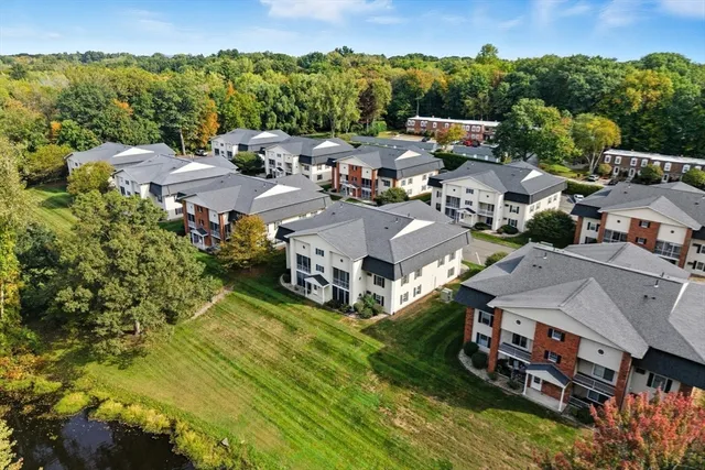 $214,900 | 41 West Summit Street, Unit 55, South Hadley, MA 01075