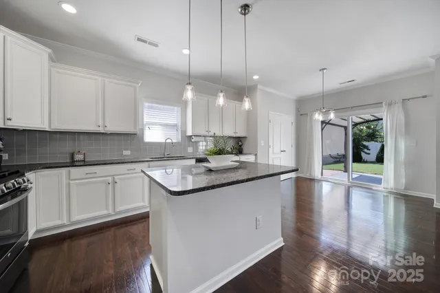 $572,500 | 1541 Spring Blossom Trail, Fort Mill, SC 29708