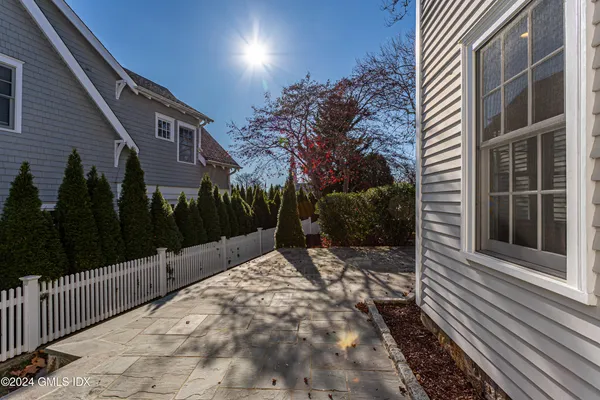 $21,000 | 3 Finney Knoll Lane, Riverside, CT 06878