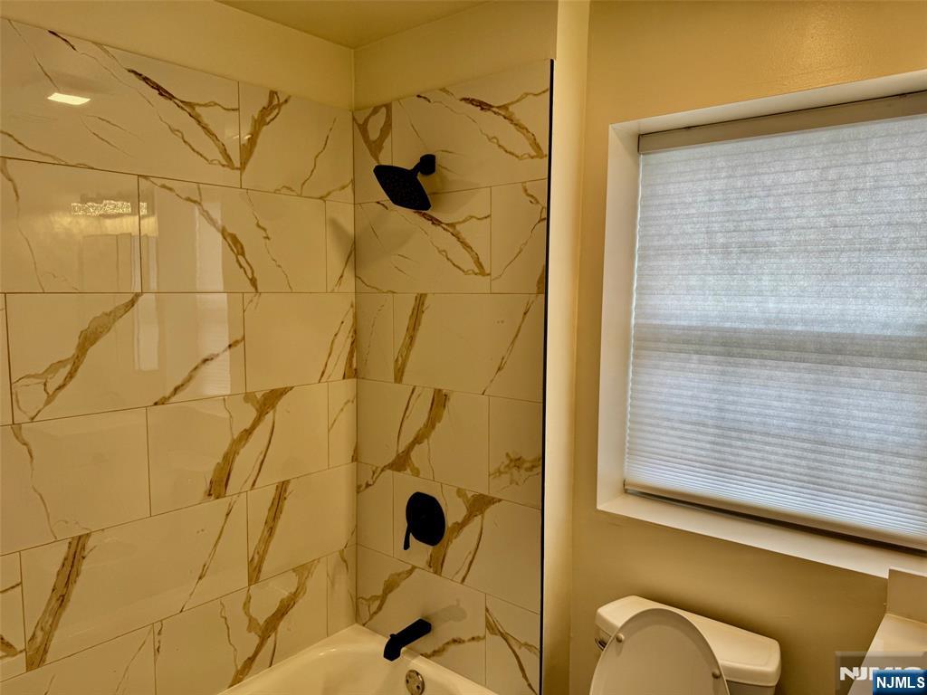 34 Bergen Ridge Road, Unit 2 North Bergen, NJ 07047 - Photo 18 of 41