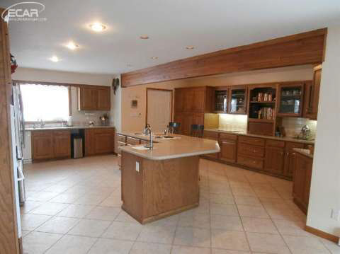 771 Busha Road Owosso, MI 48867 - Photo 8 of 33 20427882-7.JPG