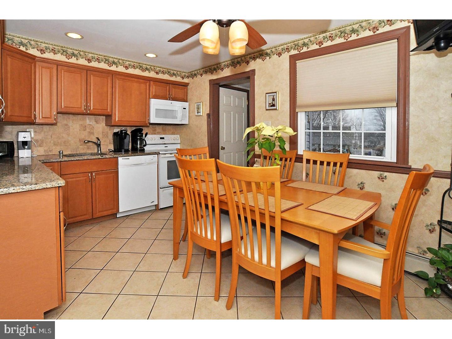439 Tanner Road Hatboro, PA 19040 - Photo 7 of 25 Kitchen