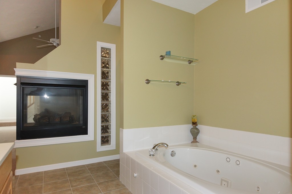 271 America Boulevard, Unit 271 Ashland, MA 01721 - Photo 9 of 18