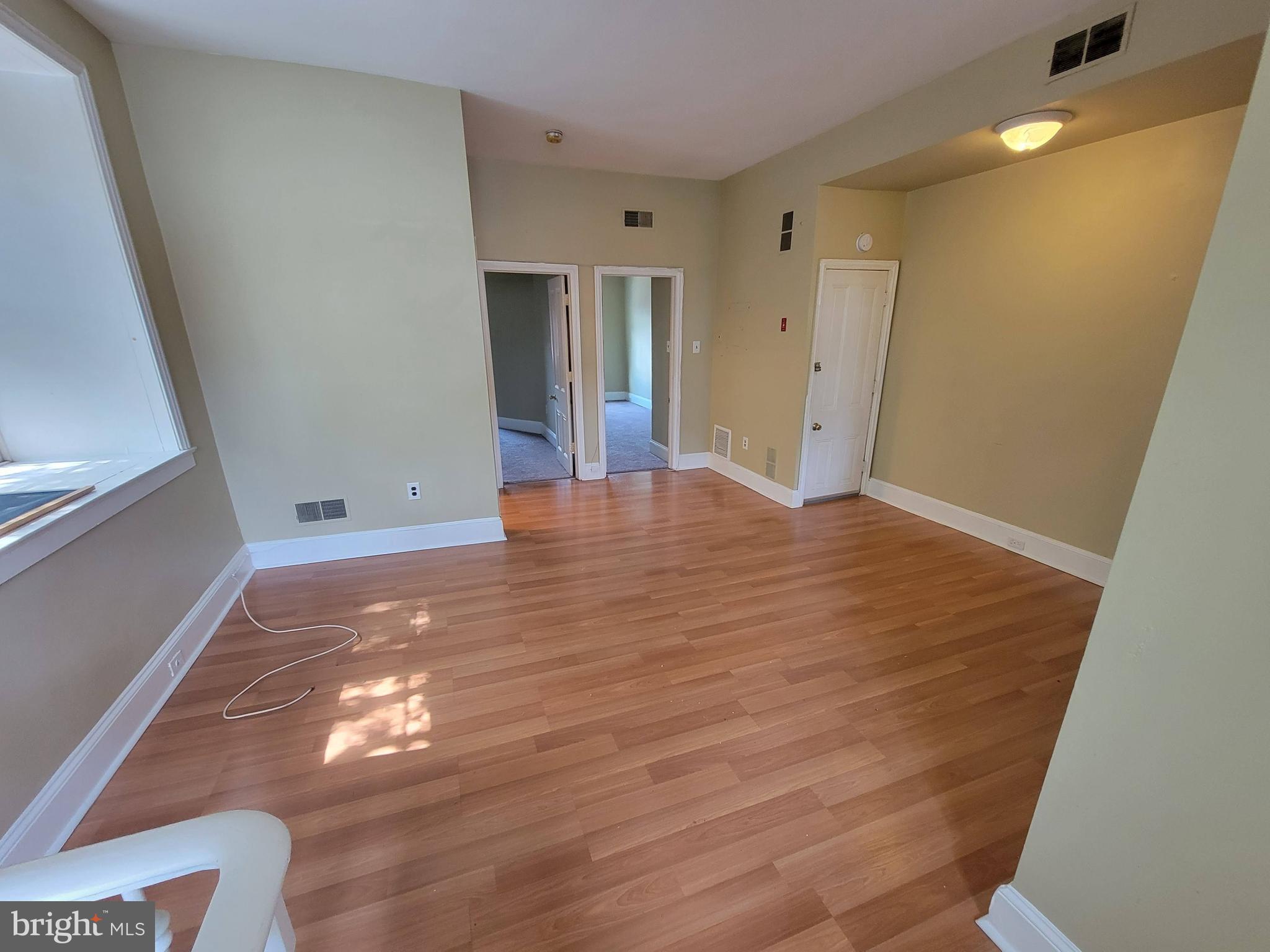 3907 Pine Street, Unit 3 Philadelphia, PA 19104 - Photo 4 of 11