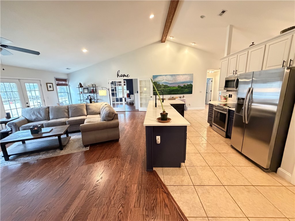 418 Roberts Road Taylors, SC 29687 - Photo 7 of 29