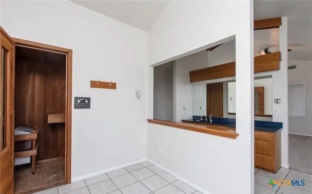 a view of an entrance of the house