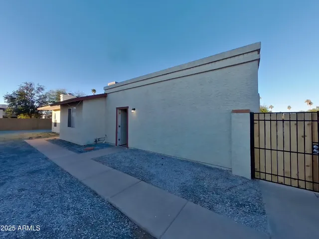 $1,699 | 4759 West Wahalla Lane, Glendale, AZ 85308