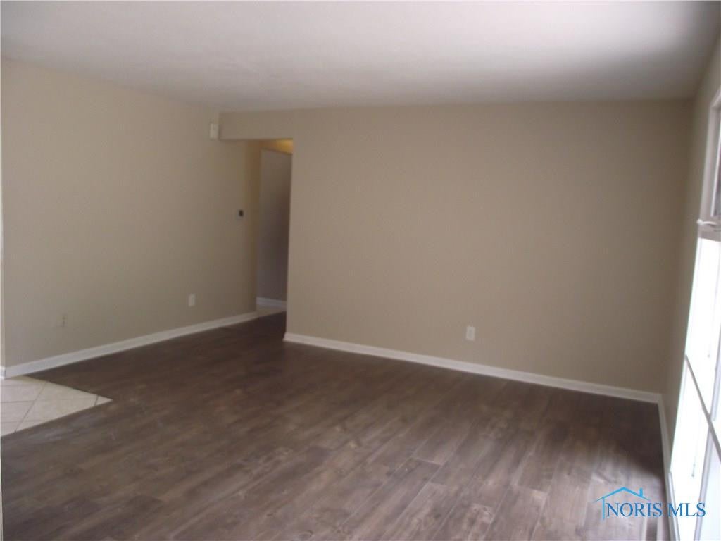 4436 Elmhurst Road Toledo, OH 43613 - Photo 2 of 21 Gallery Image 2