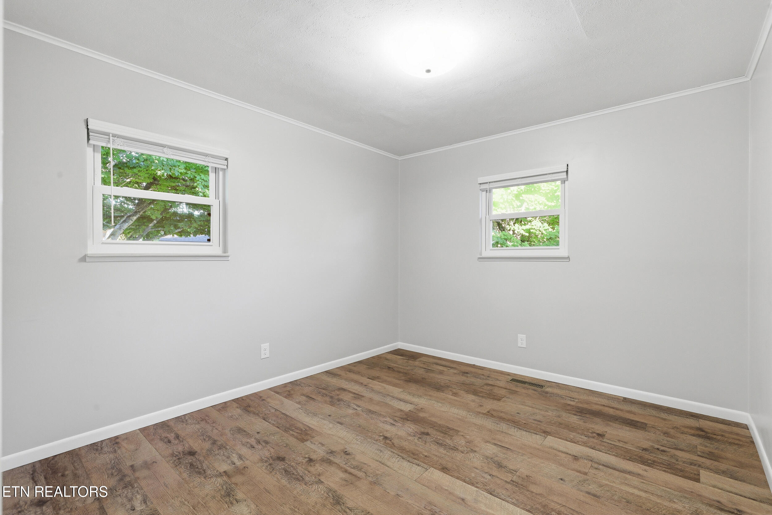 819 Rutledge Pike Blaine, TN 37709 - Photo 25 of 40 40_819_rutledge_pike_0116