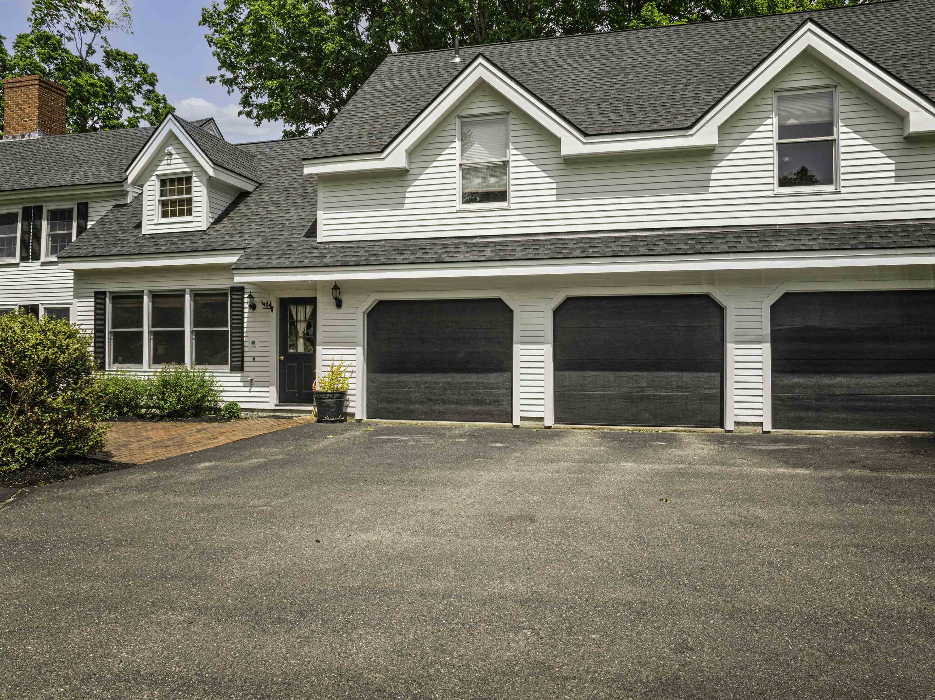 115 Cocheco Street Dover, NH 03820 - Photo 4 of 49