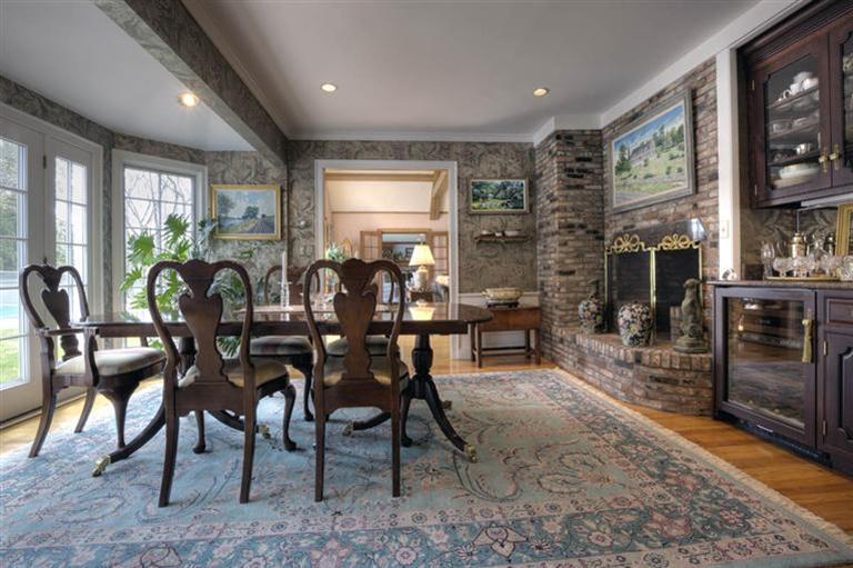9 North Bay Road Osterville, MA 02655 - Photo 7 of 25 a view of a dining room with furniture