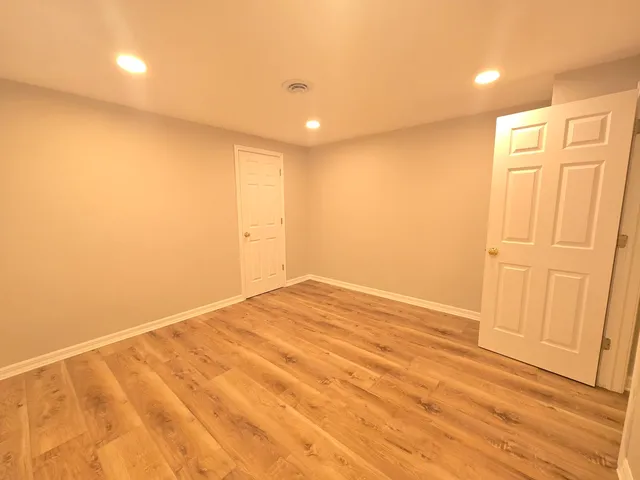 $4,200 | 1565 Old Barn Circle, Libertyville, IL 60048