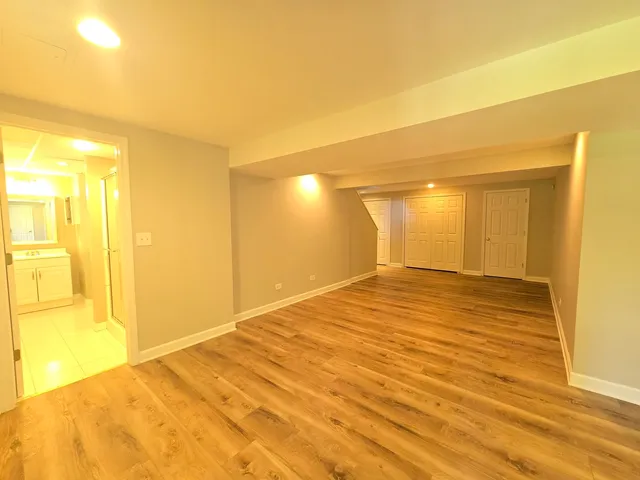 $4,200 | 1565 Old Barn Circle, Libertyville, IL 60048