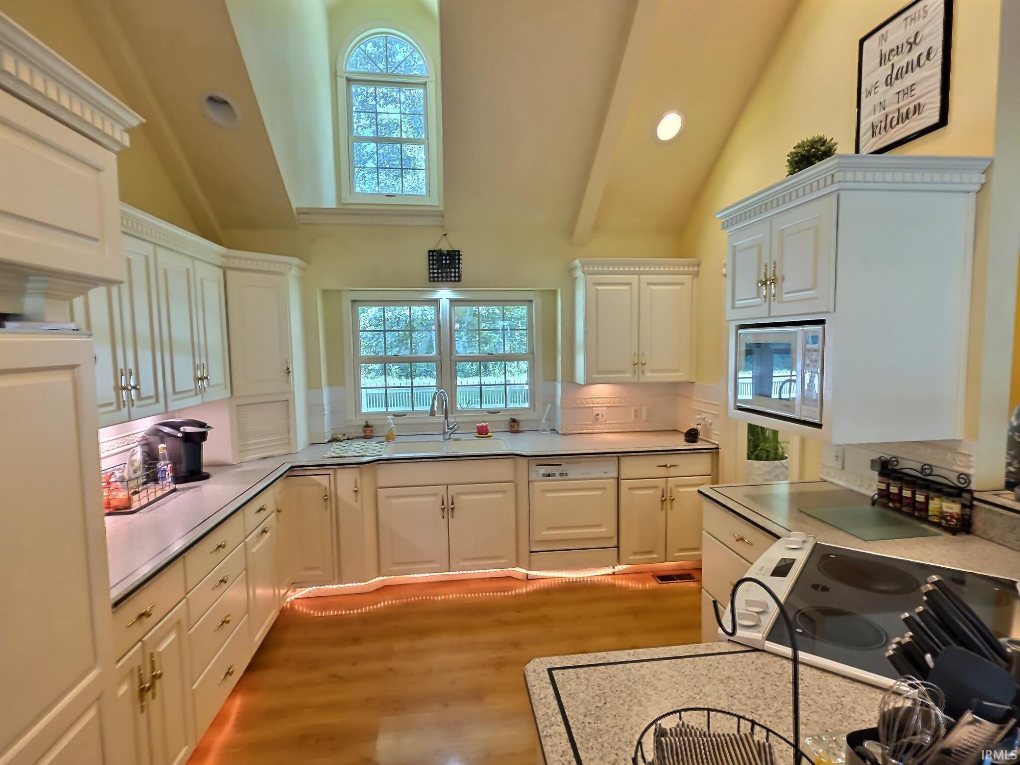11985 Pine Ridge Lane Walkerton, IN 46574 - Photo 6 of 21 Gallery Image 6