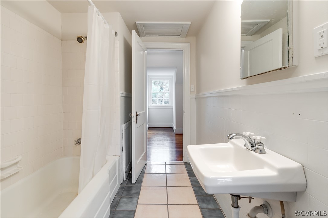 7833 Jahnke Road Richmond, VA 23235 - Photo 23 of 30 Gallery Image 23