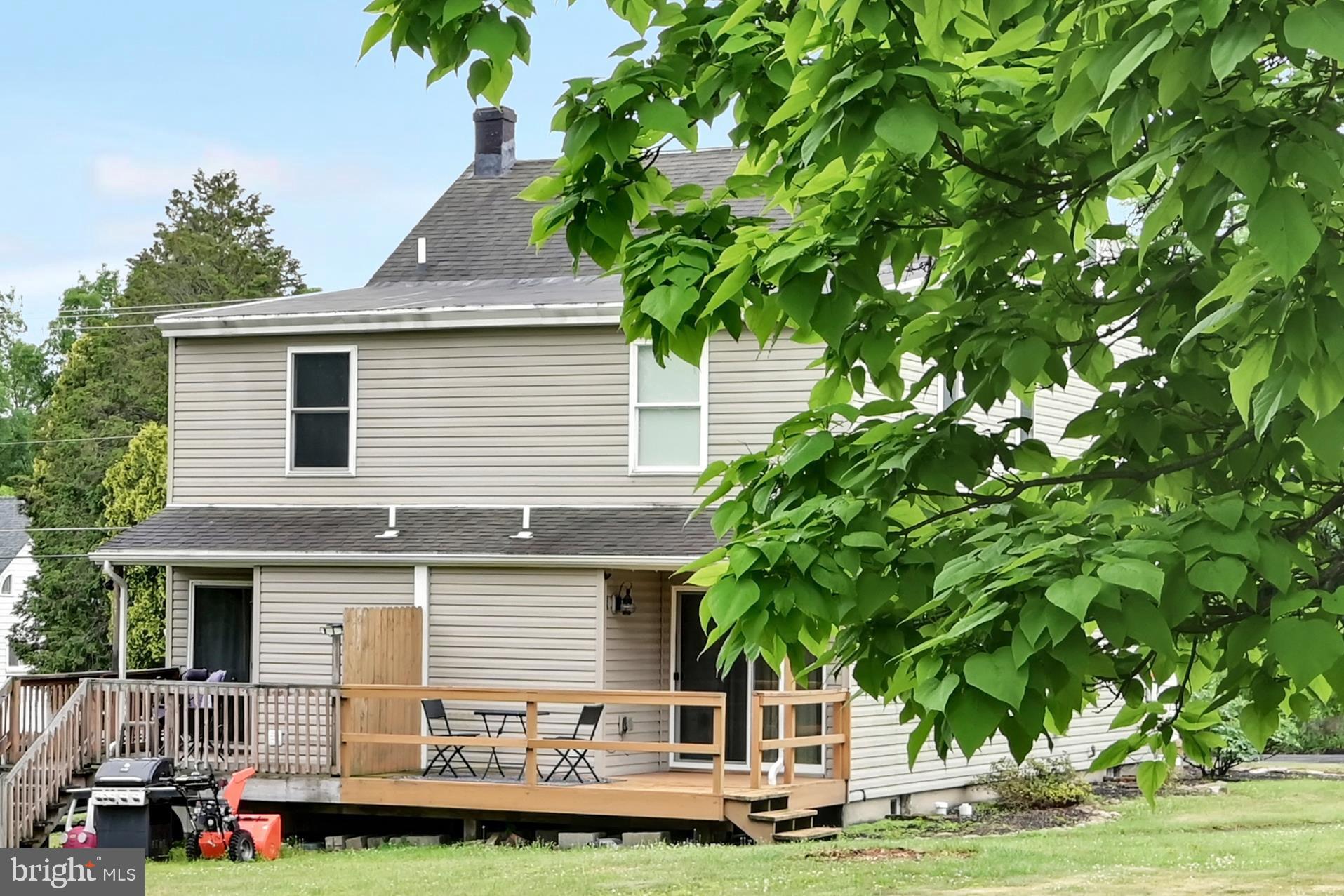 17 Southwest Lawn Road Pottsville, PA 17901 - Photo 27 of 31 Exterior Back