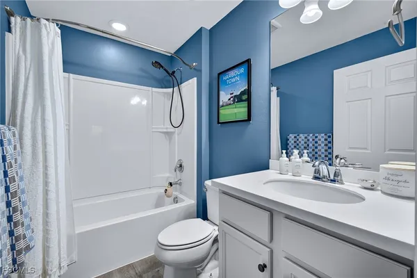 $345,000 | 10970 Glenhurst Street, Fort Myers, FL 33913