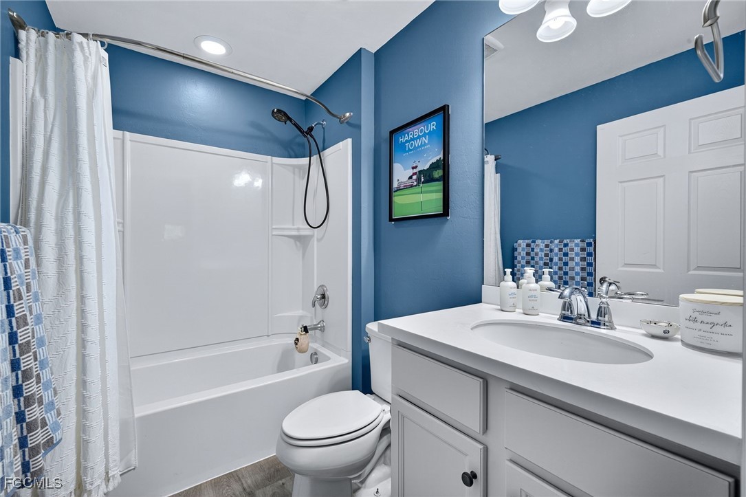 10970 Glenhurst Street Fort Myers, FL 33913 - Photo 16 of 49